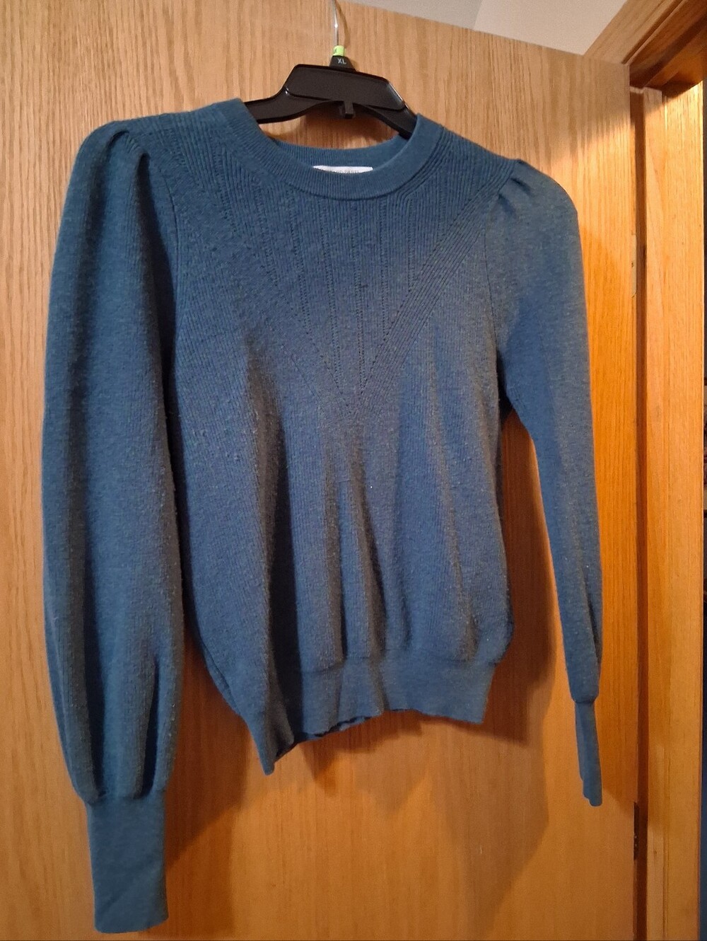 Gerard Darel paris long sleeve sweater 100% Wool, puff sleeve knit. Cozy Comfort